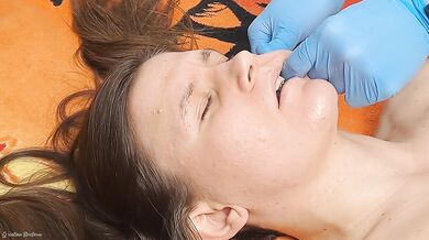 Buccal face massage ended up with gargantua cock in the mouth