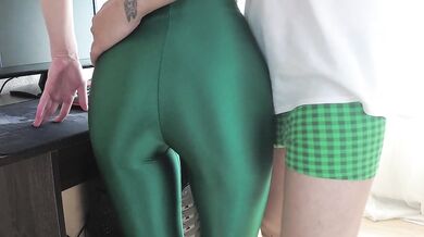 Real amateur doggystyle teen in green spandex leggings
