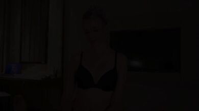 The massage from the slut ended with a blowjob Cum on the face and glasses of a cute girl