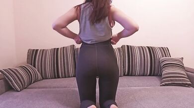 Beautiful bitch decided to show her naked ass in school chat