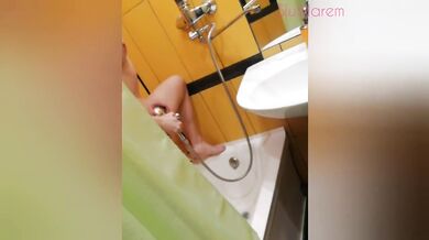 How stepsister jerked off in the shower and cum on her