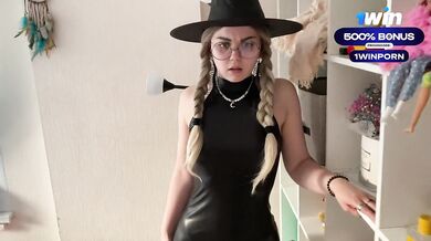 Tryllestaven kom i mit røvhul! Hogwarts ferie - Alexa Mills