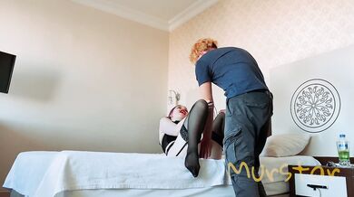 I tried to rent a girl in a hotel, but she took everything into her own han