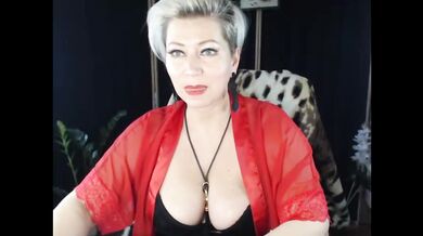 The good mom is a naked mom with her legs spread! )) Spread your buttocks too, you slutty bitch!