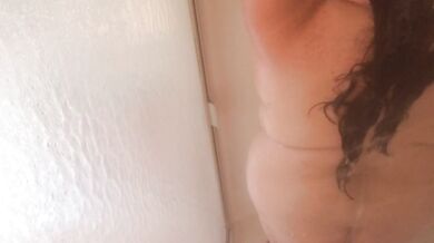 Steamy Shower Fun Amateur BBW Playing With My Tits