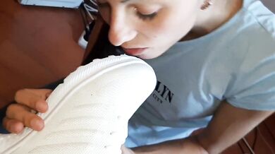 My sneakers are so white because my girlfriend licks them - lesbian_illusion
