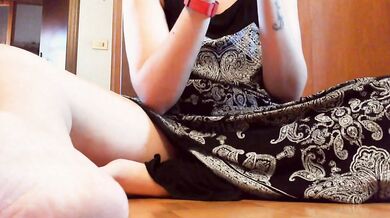 Your Italian giantess reduces you to dust in this magnificent video