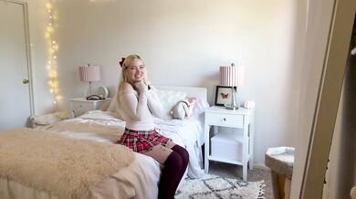 Cute & Festive Holiday OOTD