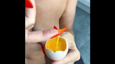 Milf eggs in pussy biology closeup insemination handjob .