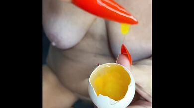 Milf eggs in pussy biology closeup insemination handjob .