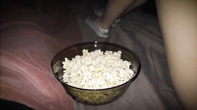 PERFECT ROOMMATE SUCK ME WHEN WE WATCHED A MOVIE. HONEY HAZE