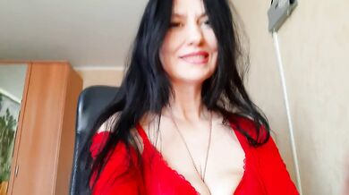 I'll seduce you with tits