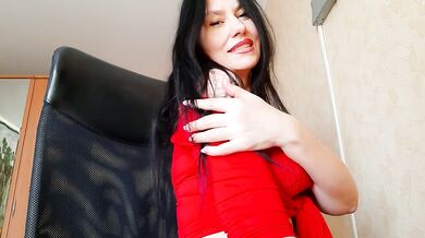 I'll seduce you with tits
