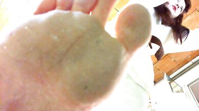 Your Italian giantess practices Karate in a cellar and crushes you under her dirty feet