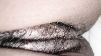 very early morning wett pussy masturbating