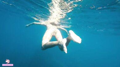 Naked mermaid let me swim with her and I filmed her