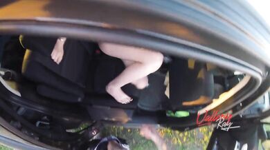 Fuck a stranger in the car in the middle of the field