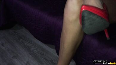 Fucked a brunette and violently finished.Home porno #2