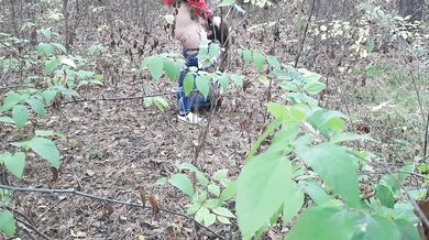  one girl pissed in the forest and how the second girl gave her cunnilingus
