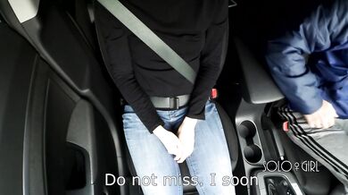 Public masturbation in the parking lot, almost caught while play with pussy