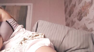 I like to show my tight holes and let you cum wherever you want