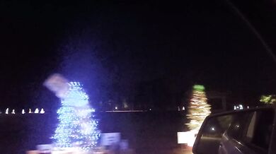MOST BEAUTIFUL CHRISTMAS DECORATION I'VE EVER SEEN IN MY ENTIRE LIFE!!!