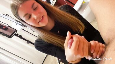 Handjob between shooting - my first BTS