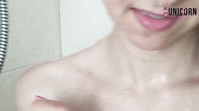 SPYING my STEP SISTER have a shower, she asked me to PEE IN HER MOUTH.drink