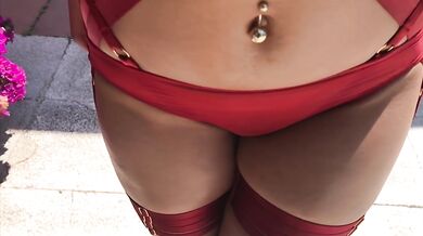 I enjoy my perfect body, touch myself, turning you on...