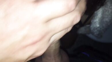 Cumshot in the mouth of a Russian stripper in the toilet of a nightclub