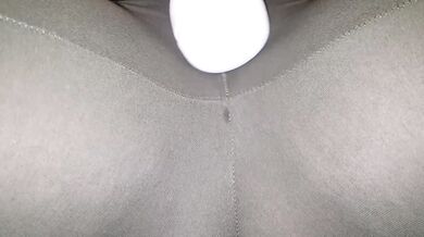 Squirting Orgasm in my Leggings