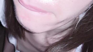 Fabulous blowjob from a green-eyed beauty