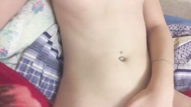 Kitty teen girl quickly gets an orgasm while her parents are not at home.
