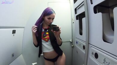Jerking off my pussy in the airplane and cum Sia Siberia