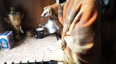 18 y o Teen Morning Moaning Sex In The Kitchen(Amateur Couple Koskaetleska)