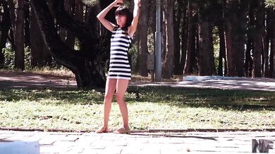 Public sex in a parc,she loves deepthroat and anal sex.