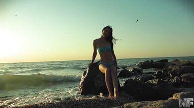 Risky public blowjob on the beach.Travel diaries pt1