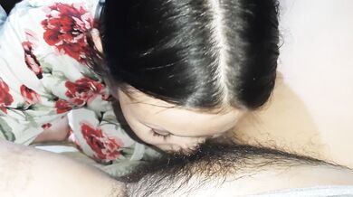 My girlfriend plays with my furry pussy and makes me orgasm - Lesbian_illusion