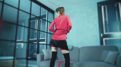 Polish escort JoPlum striptease and tease to be used