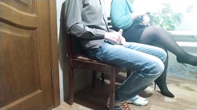 Stranger Woman in the Waiting Room Handjob to me