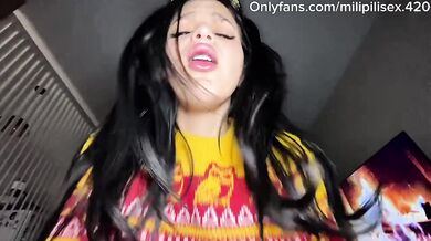 Sexo con HERMANASTRA en Navidad | Recibe Facial de regalo