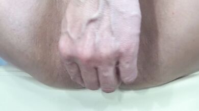 Playing with tomatoes in my pussy