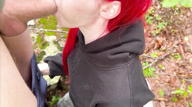 Sucked a friend's dick while walking in the woods | Sucking dick in nature