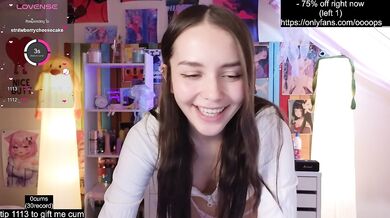 SHE LOOKS LIKE MY SISTER!