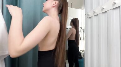 The girl decided to masturbate in the dressing room while no one was watching and had an orgasm.