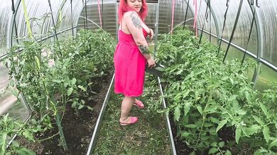 She was looking for cucumbers, but found a dick.