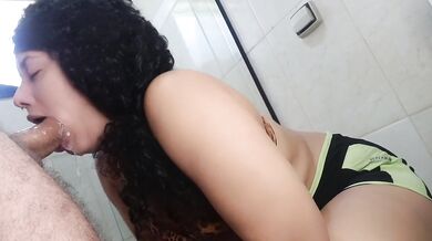 I sucking my husband's friend's dickvery,i licking,drooling, I wonder if he liked it