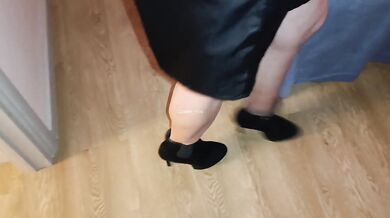 BIG BLACK COCK FUCKS SLUTTY WIFE IN FRONT OF CUCKOLD HUSBAND