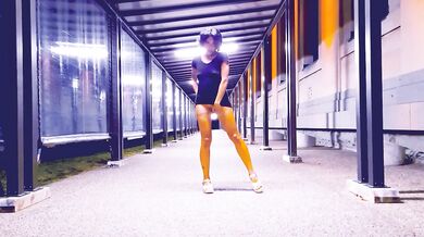 Wyld Yasmin Dancing and Flashing Herself in Public