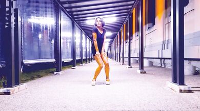 Wyld Yasmin Dancing and Flashing Herself in Public